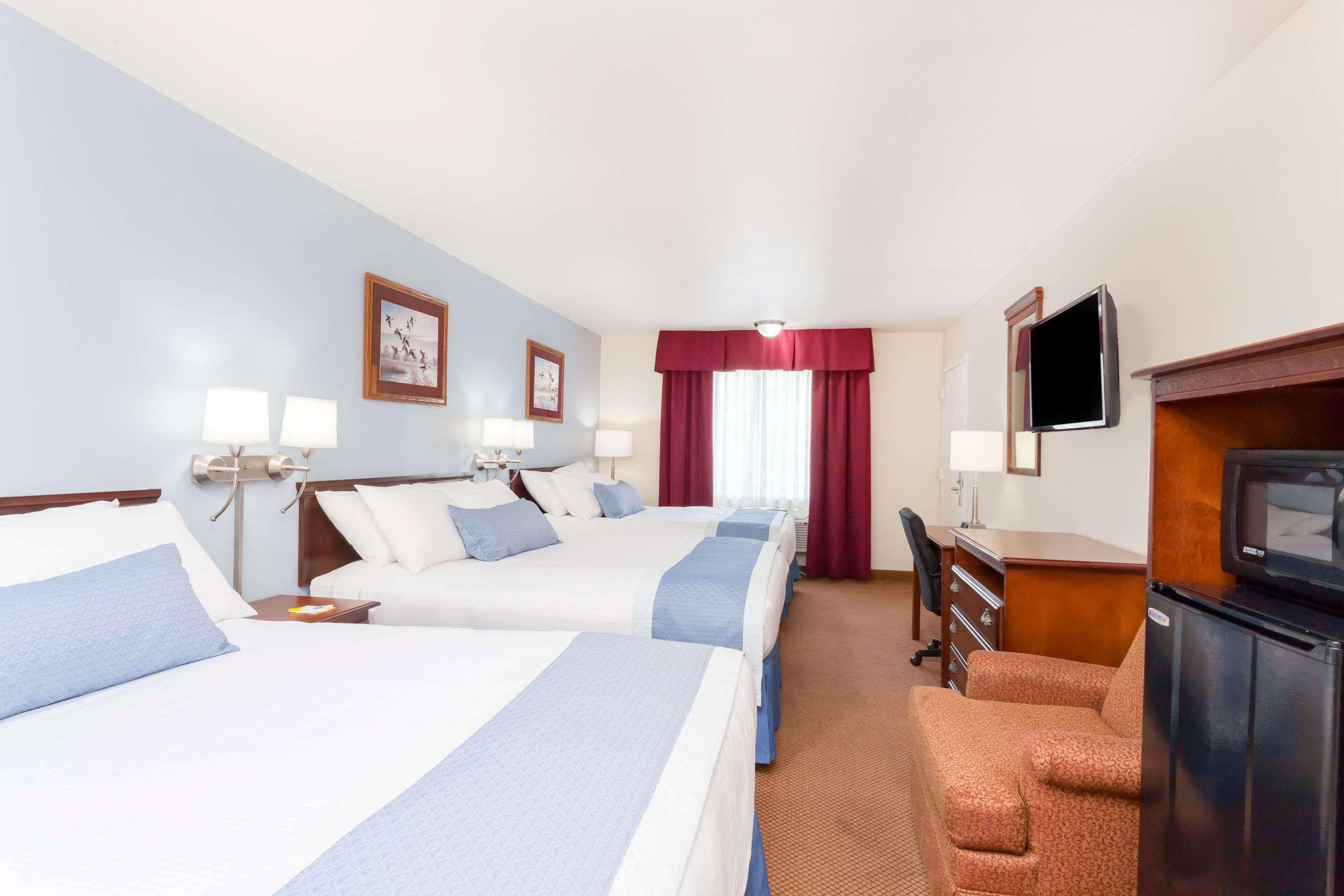 Days Inn By Wyndham Hampton Eksteriør billede