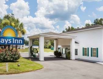 Days Inn By Wyndham Hampton Eksteriør billede